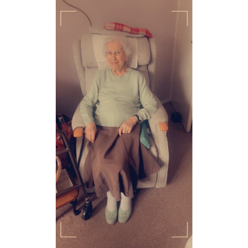 Photo for notice Cicely ROWLANDS