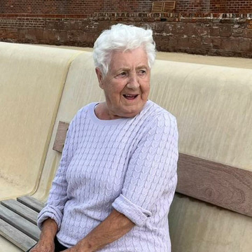 Photo of Irene MAXWELL