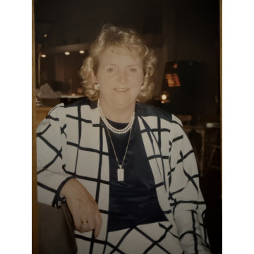 Photo of Evelyn TILLEY