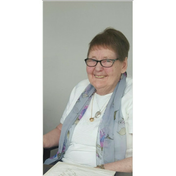 Photo of Sandra STUART