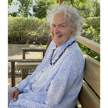 Photo for notice Pauline Mary HALLIDAY