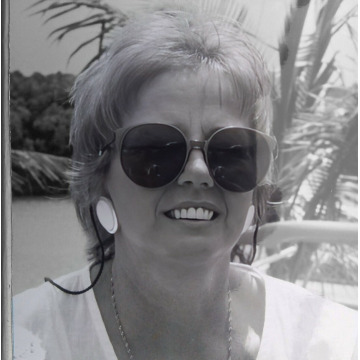 Photo of Jacqueline BATEMAN
