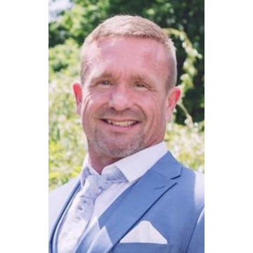 Photo of Christopher HURLOW