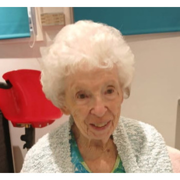 Photo of Mavis Olive HELE