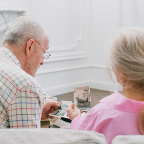 a_trip_down_memory_lane_sharing_nostalgic_memories_with_the_elderly_photo_right_0