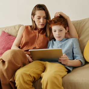 nurturing_minds_a_guide_to_childrens_mental_health_photo_right_0