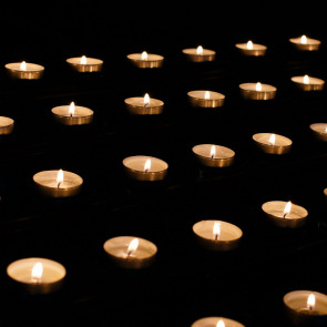 what_are_the_current_funeral_guidelines_in_the_uk_photo_right_0